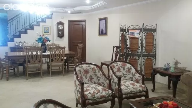 VENDO LUJOSA CASA EN BARRIO HERRERA — foto 2