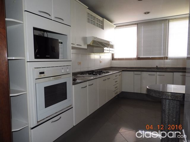ALQUILO DEPARTAMENTO DE 3 DORMITORIOS - ZONA ESPAÑA Y SACRAMENTO — foto 3