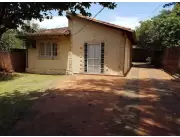 YCUA DURÉ, LUQUE, CASA A LA VENTA!!!
