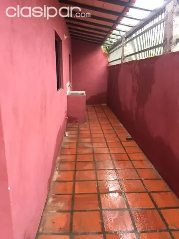 LUQUE ZONA CLUB PRIMAVERA. ¡HERMOSO CHALECITO A ENTRENAR! — foto 2