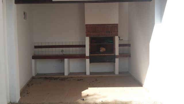 VENDO DÚPLEX EN FERNANDO DE LA MORA ZONA NORTE — foto 2