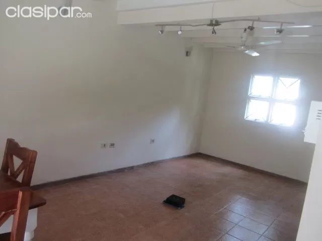 vendo duplex lambare zona supermercado el pueblo — foto 2
