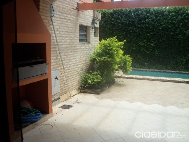 ELEGANTE DUPLEX EN SEMINARIO DE 3 DORMITORIOS, PISCINA — foto 3