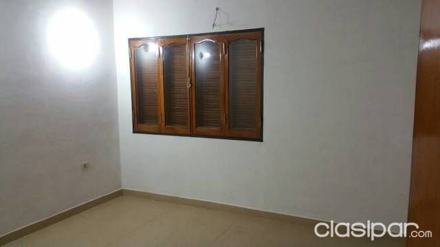 Vendo Casa en Lambare Barrio San Isidro a media cuadra del club 29 de Setiembre — foto 2