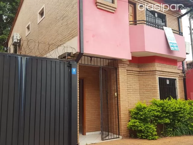 ALQUILO DUPLEX DE 3 DORMITORIOS EN LAMBARE - ZONA SUPERMERCADO EL PUEBLO — foto 2
