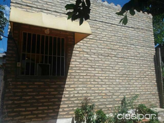Vendo casa a 4 cuadras del centro de Luque — foto 2