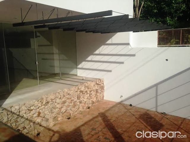VENDO HERMOSA PROPIEDAD A ESTRENAR ZONA CURDA - BARRIO MBURUCUYÁ. — foto 2