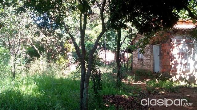 PEQUEÑA CONSTRUCION EN LUQUE CON TERRENO TITULADO — foto 2