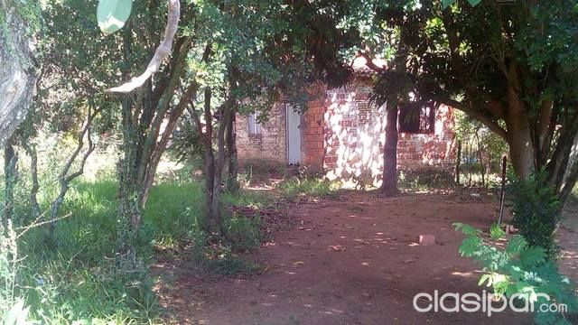 TERRENO CON CONSTRUCCION EN LUQUE A PASOS DE LA RUTA A SAN BER — foto 2