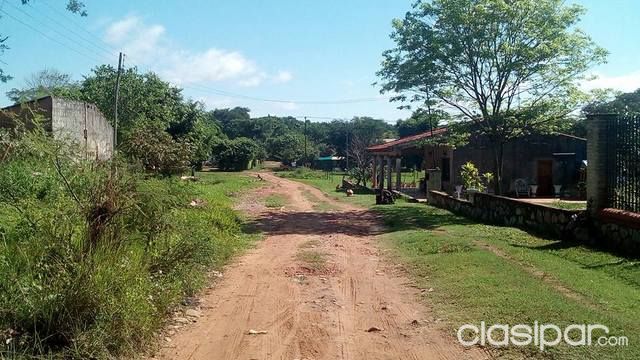 TERRENO CON CONSTRUCCION EN LUQUE A PASOS DE LA RUTA A SAN BER — foto 3