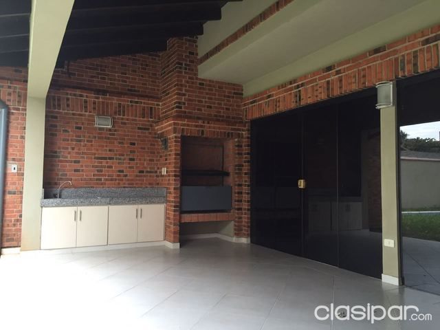 VENDO HERMOSA CASA EN BARRIO MBURUCUYA — foto 2