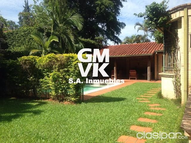 ALQUILO CASA EN BARRIO MBURUCUYA - A 5 CUADRAS DE STMA TRINIDAD — foto 2