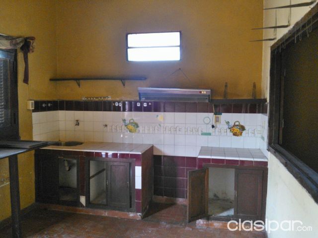 VENDO CASA ( 2 PLANTAS) SAJONIA — foto 2