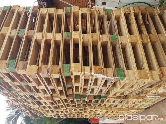 Vendo pale palets pallets de madera y plastico — foto 3