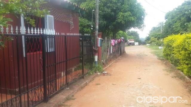Atencion Vendo Chalet en lambare zona Colegio Nuevo Horizonte — foto 3