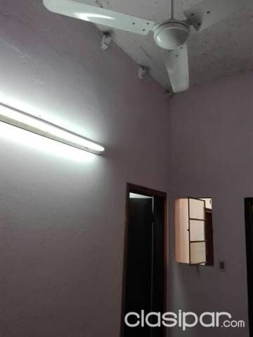 Pieza con baño y cocina — foto 2