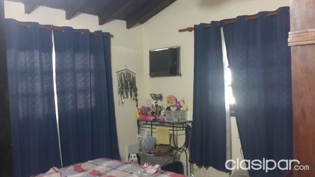 Vendo en Luque detrás de la Conmebol, una casa arefaccionar sale de calle a calle, dimensiones 12 X 42 mts — foto 2