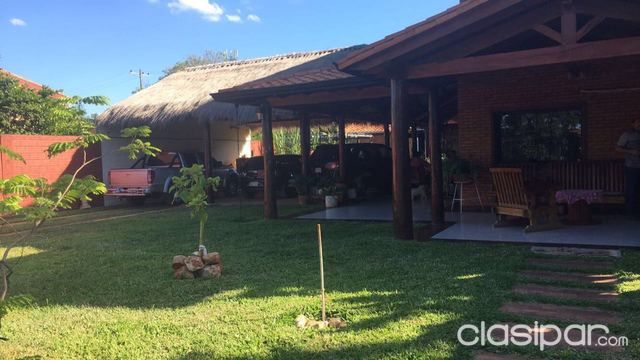 VENDO RESIDENCIA UNICA A 1 CUADRA DEL SHOPPING MARIANO Y 2 CUADRAS DE LA EXPO. 30 METROS DE LA TRANSCHACO — foto 2