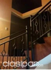 CAPITAL VENDE HERMOSA CASA DE 4 NIVELES EN BARRIO TEMBETARY!! — foto 3