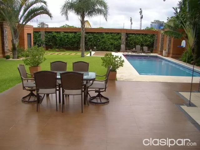 CAPITAL VENDE MANSIÓN EN BARRIO VILLA MORRA — foto 3