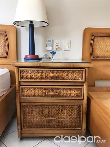 REMATO MUEBLES ARTESANALES DE PRIMER NIVEL LUSTRADOS Y TALLADOS — foto 3