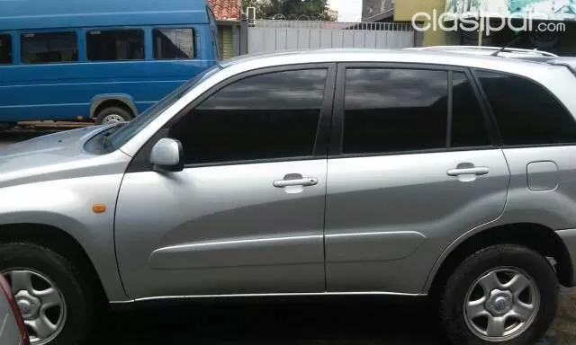 Toyota Rav4 2001 — foto 4