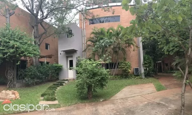 CAPITAL VENDE LUJOSA CASA A ESTRENAR! En Barrio Cerrado Botánica 5!!! — foto 2