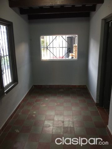 Alquilo hermosa oficina en barrio Jara (una cuadra de brasilia) — foto 2