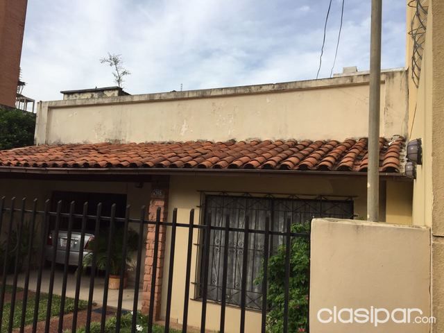 Vendo Casa. Excelente ubicación. — foto 2