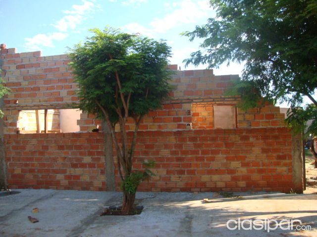 Vendo esta casa! En CDE; B° Santa Ana. — foto 2