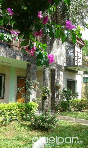 HERMOSA CASA EN LAMBARE — foto 2