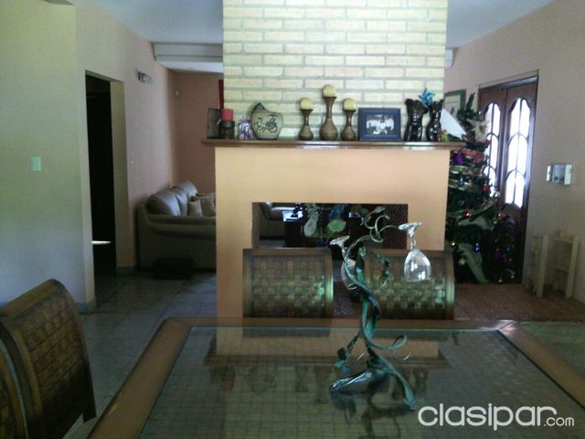 FINA Y LUJOSA RESIDENCIA EN FERNANDO DE LA MORA ZONA SUR — foto 3