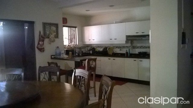 VENDO CASA BARRIO REPUBLICANO EN ESQUINA SOBRE AV. JAPON — foto 3