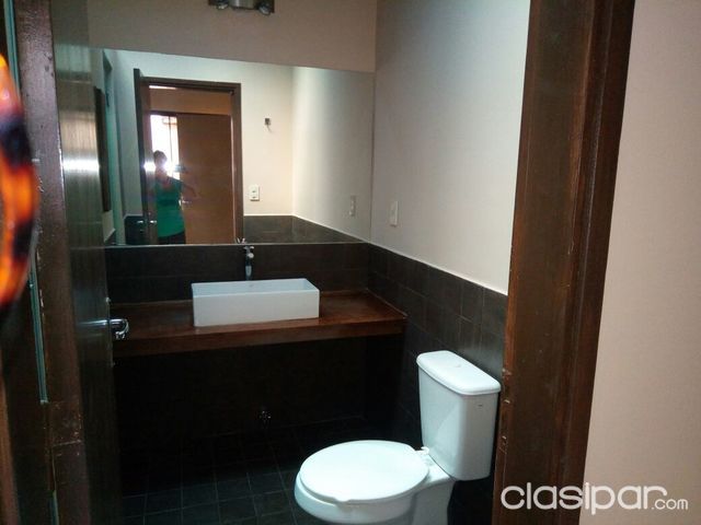 Vendo Hermosa Casa Fachada Minimalista - Las Mercedes — foto 2