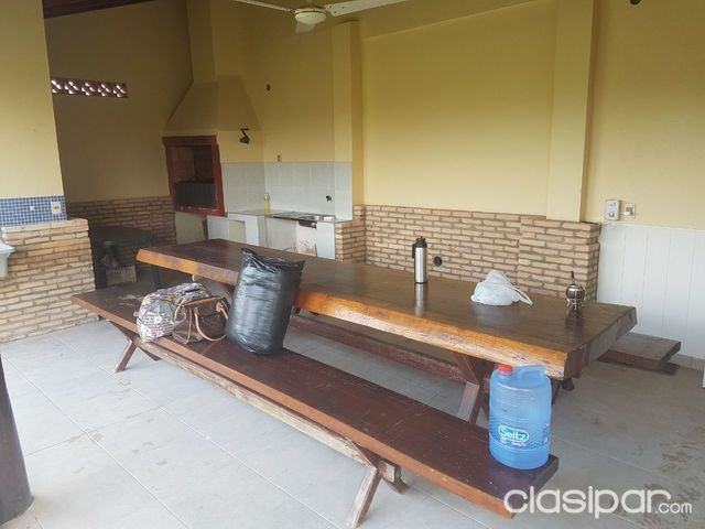 Vendo una casa con Titulo en Arroyos y Esteros — foto 2