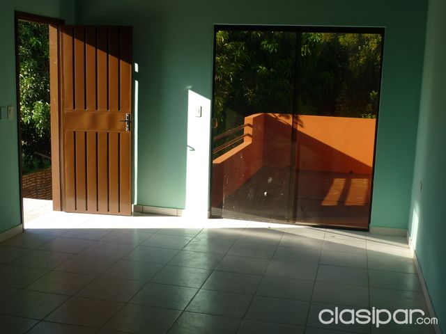 VENDO CASA DE 2 PISOS S6 LAMBARE — foto 2