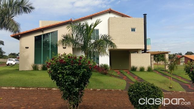 HERMOSA CASA en Cond. Cerrado AYRES del Este- Km 10 Monday, C.D.E. — foto 2