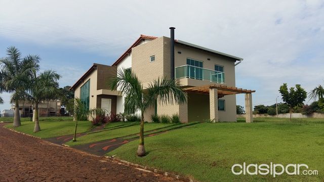 HERMOSA CASA en Cond. Cerrado AYRES del Este- Km 10 Monday, C.D.E. — foto 3