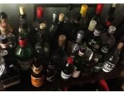 Remate de botellas coleccionables vendo a bajo precio