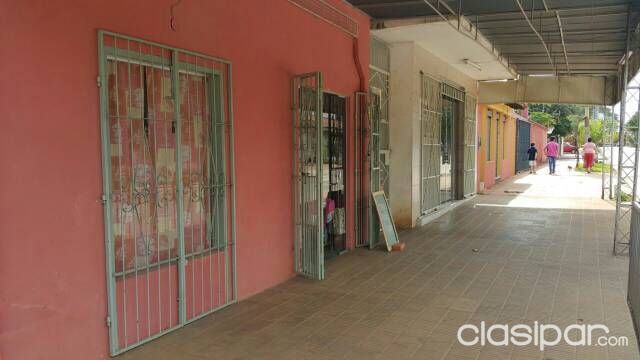Vendo casa con dos salones comerciales!!! — foto 3