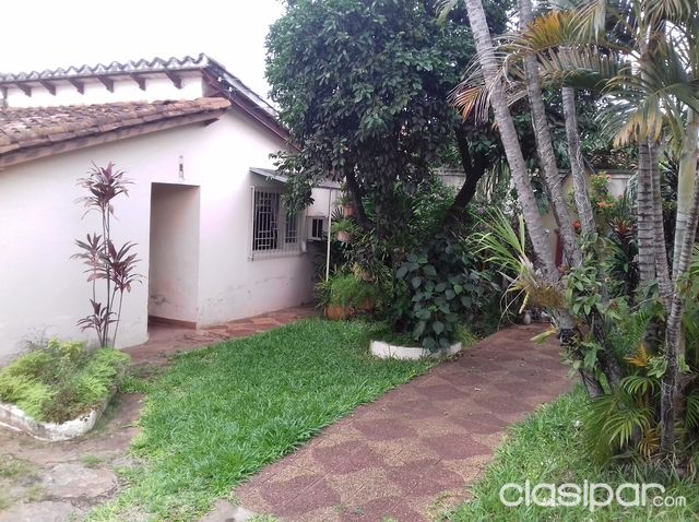 Vendo casa zona pueblo lambare a 2 cuadras — foto 2