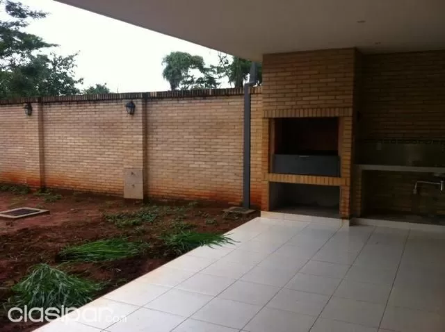 VENDO AMPLIO DUPLEX A ESTRENAR EN LUQUE ZONA CONMEBOL BOURBON — foto 2