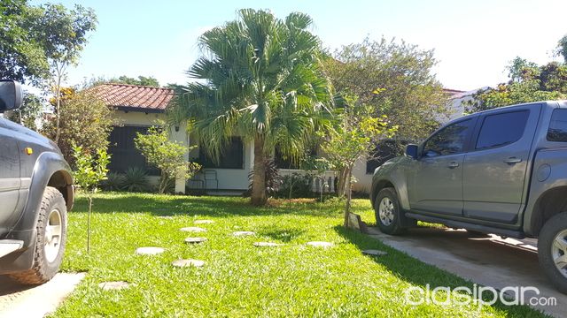 VENDO CASA TIPO COLONIAL EN LUQUE — foto 2