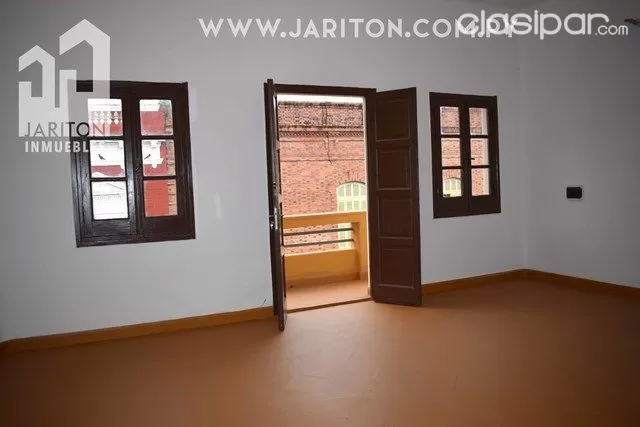 Departamento sobre 25 de mayo entre Yegros e Iturbe — foto 2