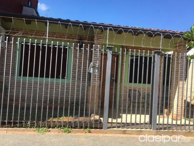 Vendo hermosa Residencia Zona Campus de la Universidad Católica (UCA) — foto 2