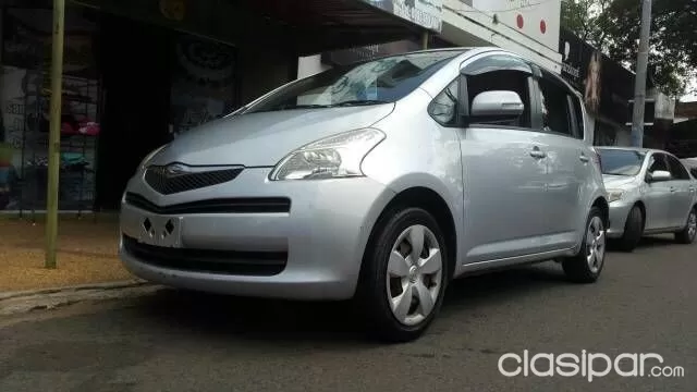 Toyota Ractis Año 2006 - foto 7