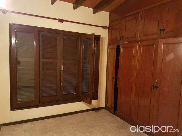 Vendo hermosa casa en Barrio Jara — foto 3