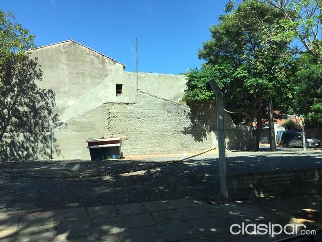 VENDO TERRENO SOBRE CHARLES DE GAULLE — foto 2