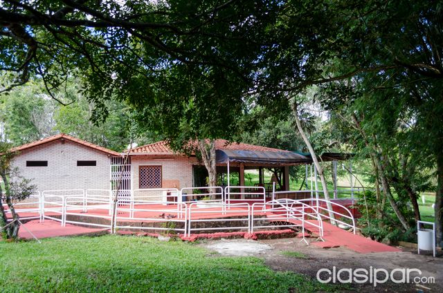 CASA QUINTA EN CIUDAD DEL ESTE — foto 2