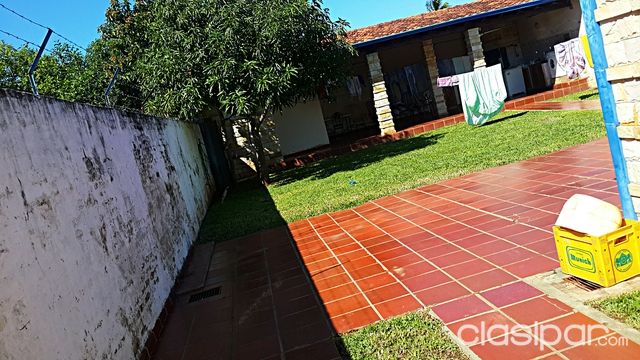 Hermosa Casa Titulada sobre Ruta asfaltada — foto 2